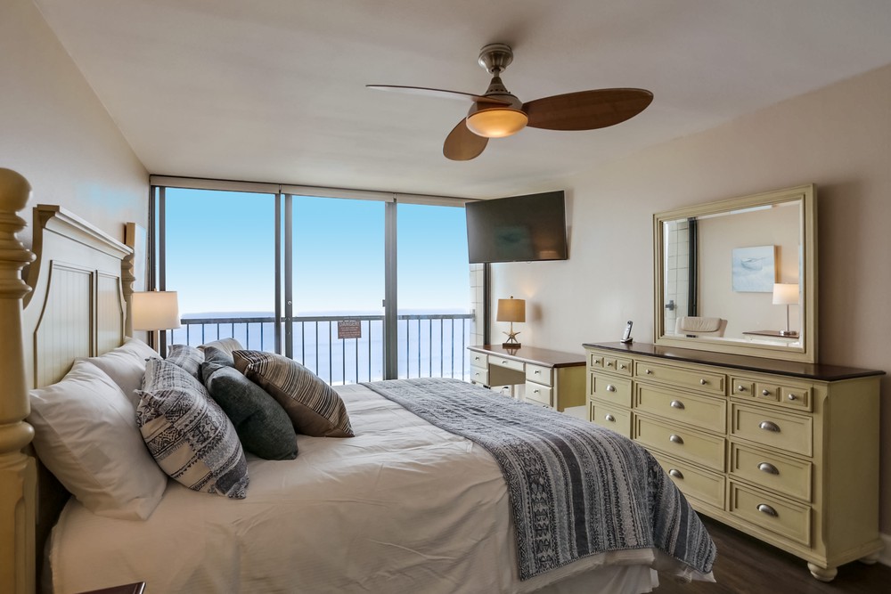 Virtual tour photo 22 of 51 for 4767 Ocean Blvd