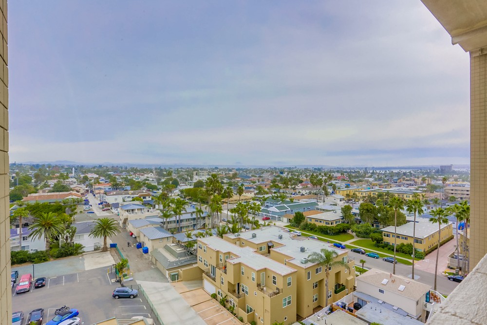 Virtual tour photo 32 of 51 for 4767 Ocean Blvd
