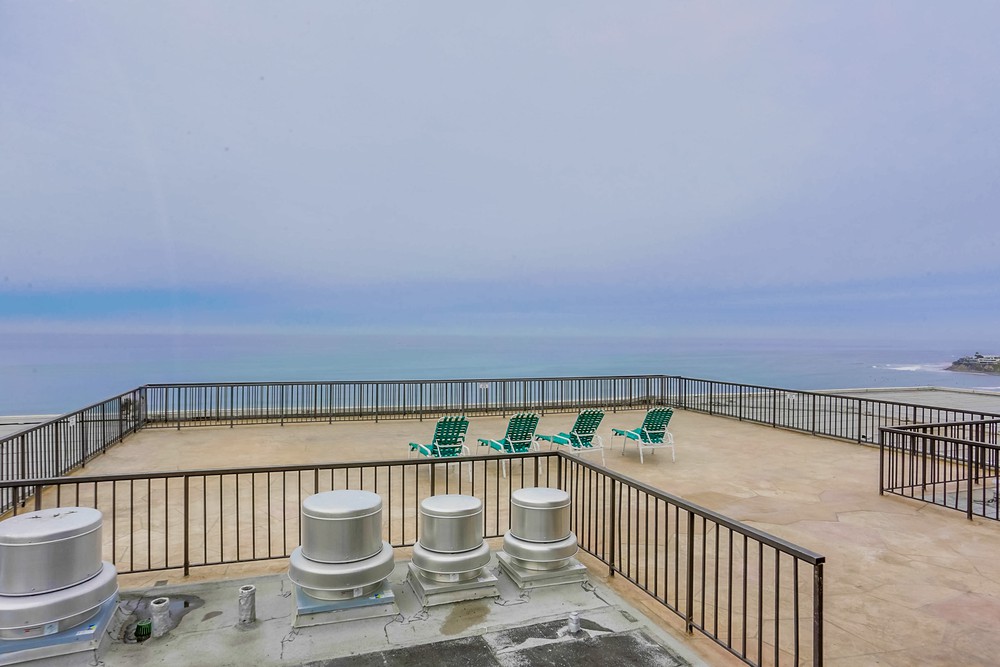 Virtual tour photo 36 of 51 for 4767 Ocean Blvd