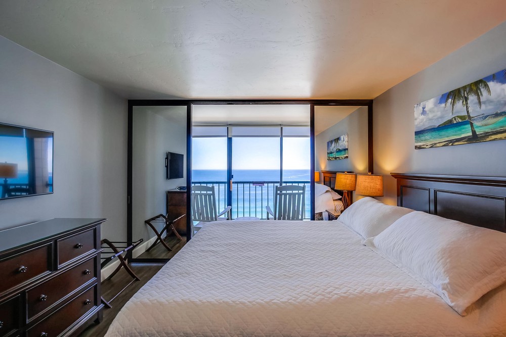 Virtual tour photo 22 of 35 for 4767 Ocean Blvd