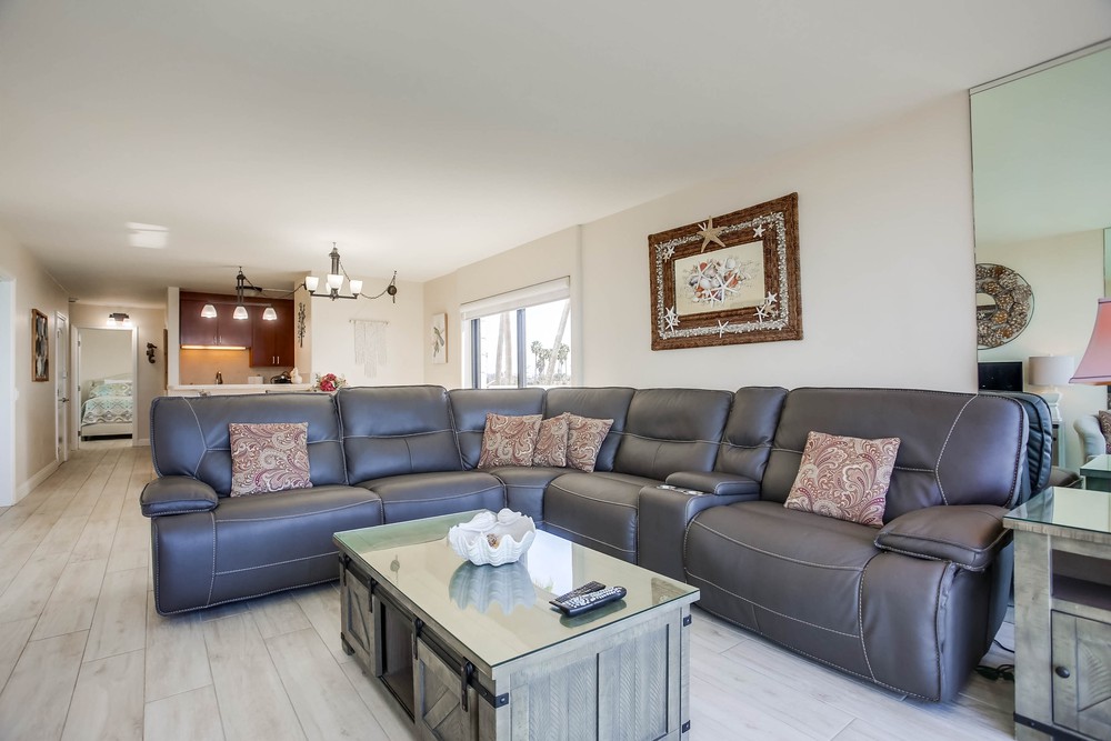 Virtual tour photo 13 of 47 for 4767 Ocean Blvd
