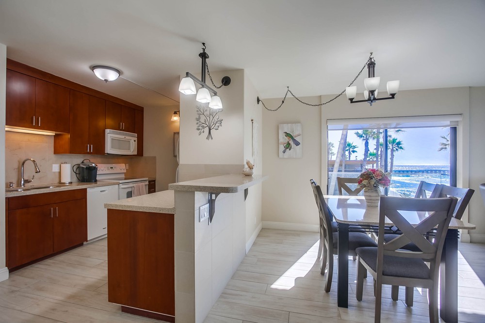 Virtual tour photo 17 of 47 for 4767 Ocean Blvd