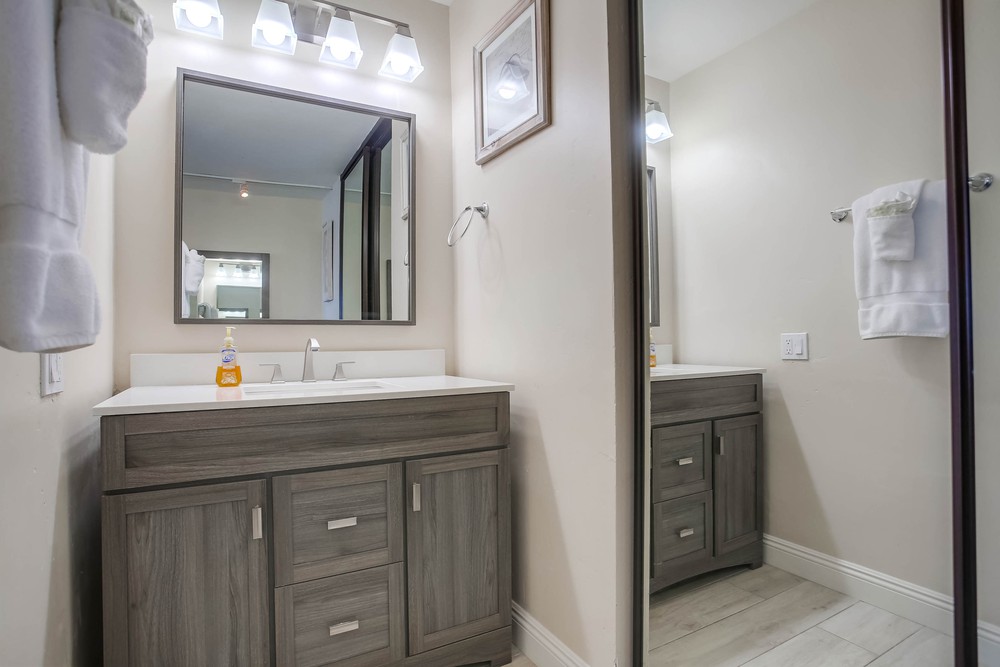 Virtual tour photo 32 of 47 for 4767 Ocean Blvd