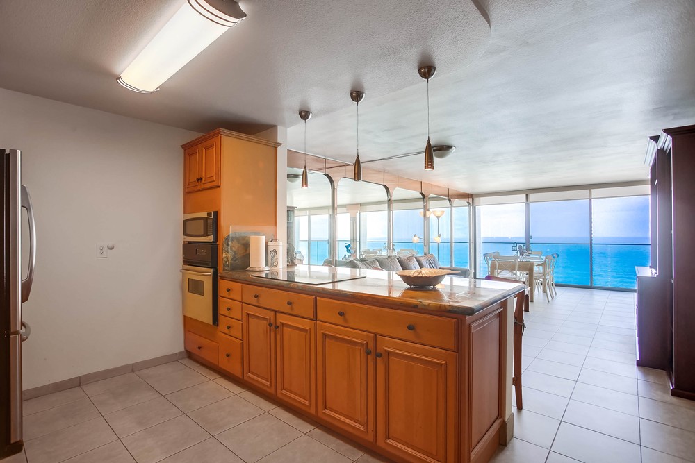 Virtual tour photo 3 of 40 for 4767 Ocean Blvd