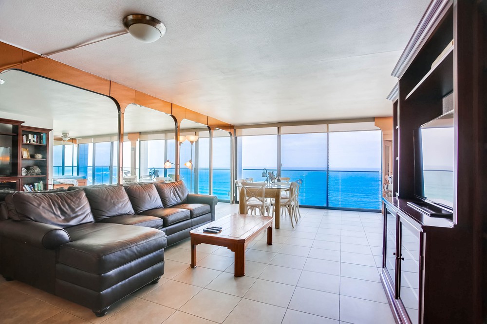 Virtual tour photo 4 of 40 for 4767 Ocean Blvd