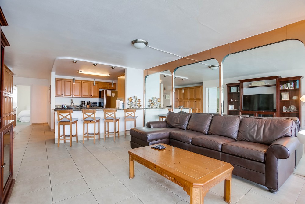 Virtual tour photo 8 of 40 for 4767 Ocean Blvd