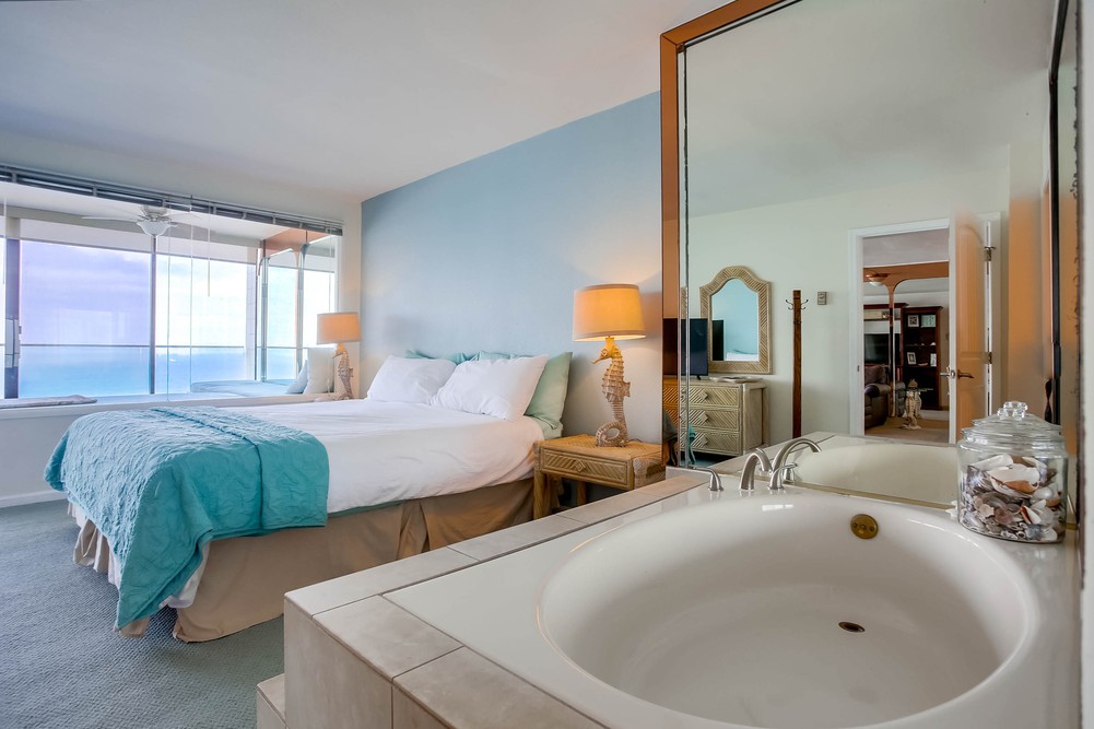 Virtual tour photo 26 of 40 for 4767 Ocean Blvd