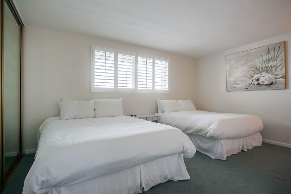 Virtual tour photo 30 of 40 for 4767 Ocean Blvd