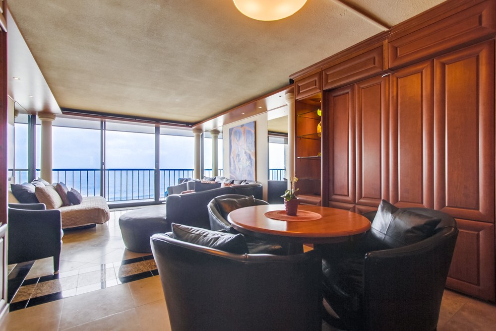 Virtual tour photo 10 of 34 for 4767 Ocean Blvd #804