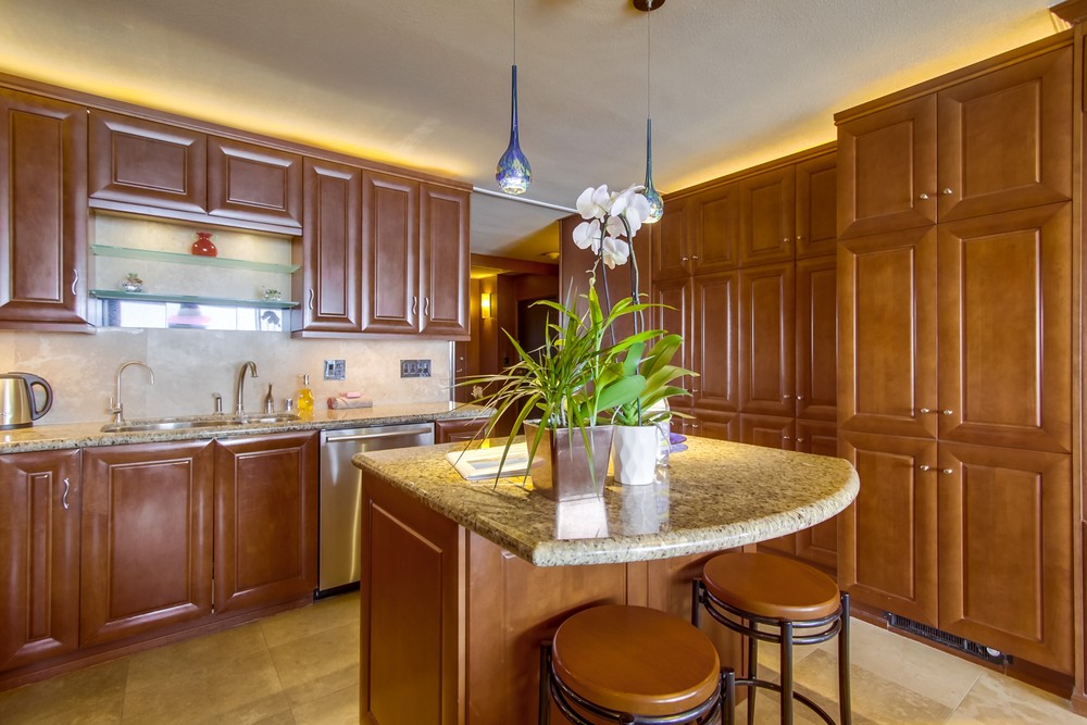 Virtual tour photo 12 of 34 for 4767 Ocean Blvd #804