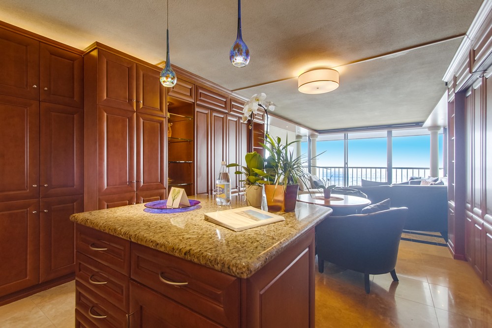 Virtual tour photo 15 of 34 for 4767 Ocean Blvd #804