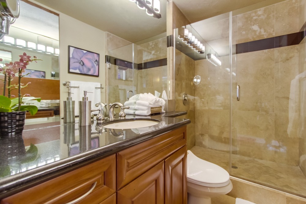 Virtual tour photo 22 of 34 for 4767 Ocean Blvd #804