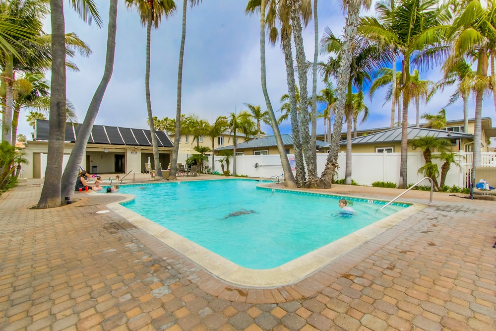 Virtual tour photo 33 of 34 for 4767 Ocean Blvd #804