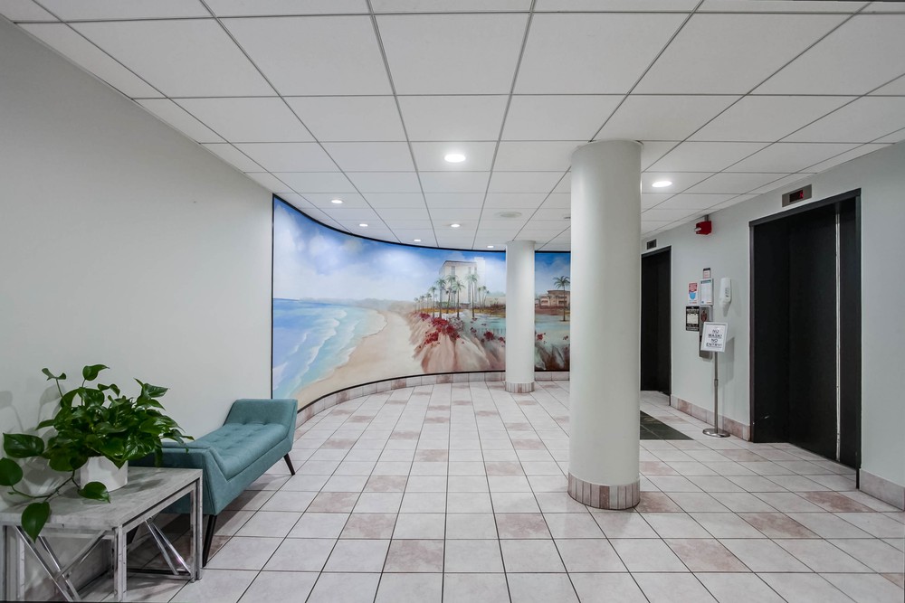 Virtual tour photo 6 of 43 for 4767 Ocean Blvd
