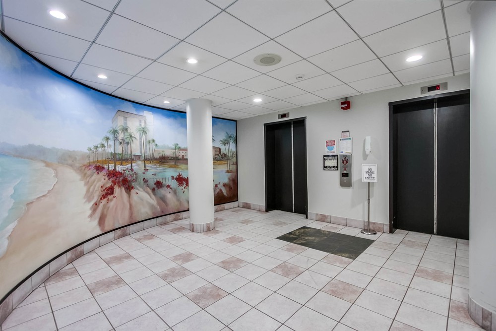 Virtual tour photo 7 of 43 for 4767 Ocean Blvd