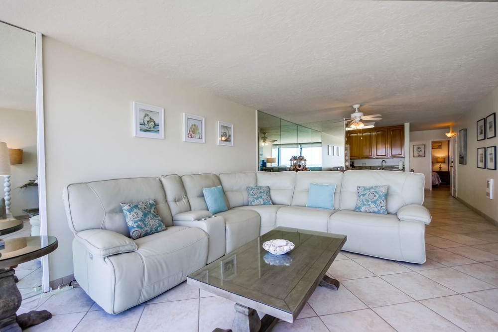 Virtual tour photo 24 of 43 for 4767 Ocean Blvd