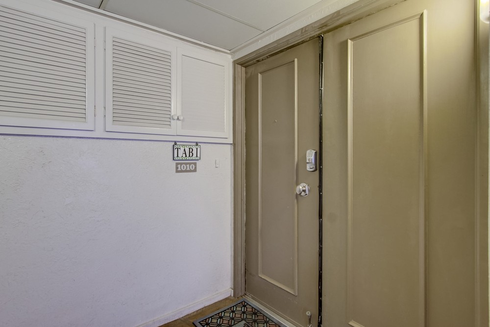 Virtual tour photo 7 of 45 for 4767 Ocean Blvd UNIT 1010