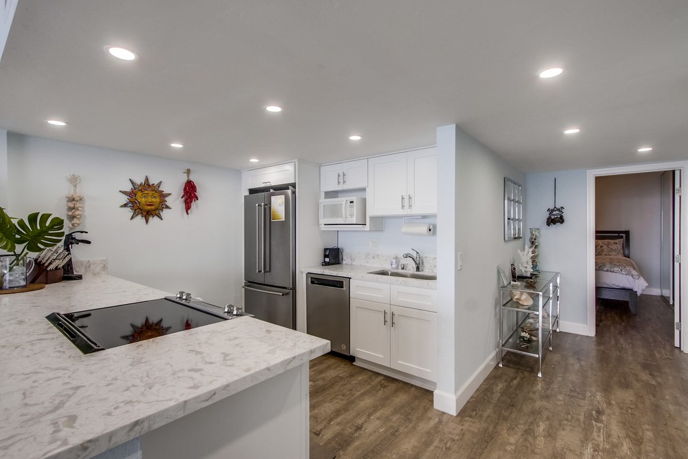 Virtual tour photo 20 of 45 for 4767 Ocean Blvd UNIT 1010