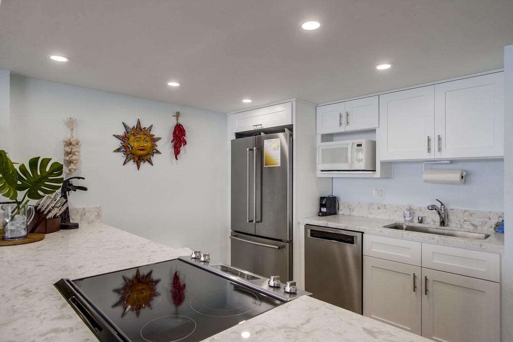 Virtual tour photo 21 of 45 for 4767 Ocean Blvd UNIT 1010