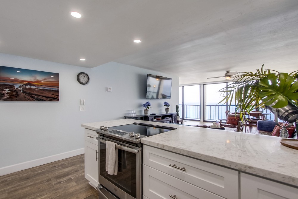 Virtual tour photo 23 of 45 for 4767 Ocean Blvd UNIT 1010