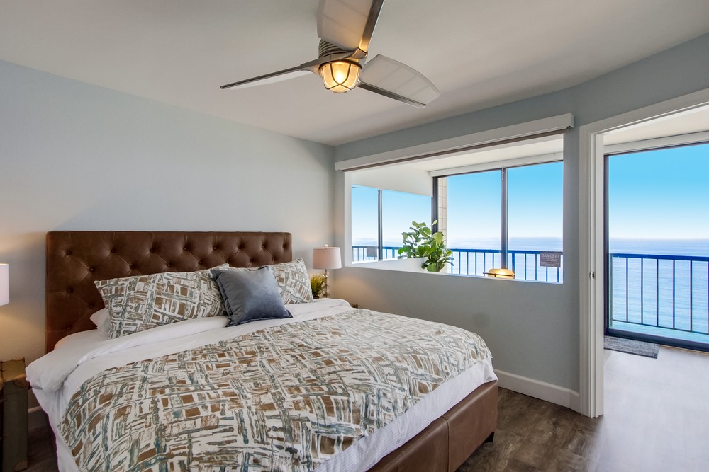 Virtual tour photo 27 of 45 for 4767 Ocean Blvd UNIT 1010