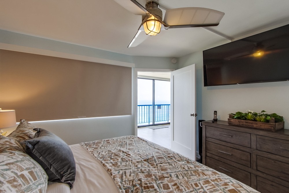Virtual tour photo 29 of 45 for 4767 Ocean Blvd UNIT 1010