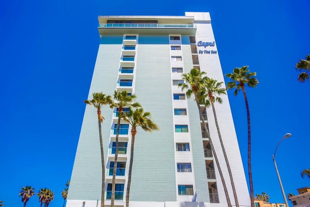 Virtual tour photo 1 of 27 for 4767 Ocean Blvd UNIT 102