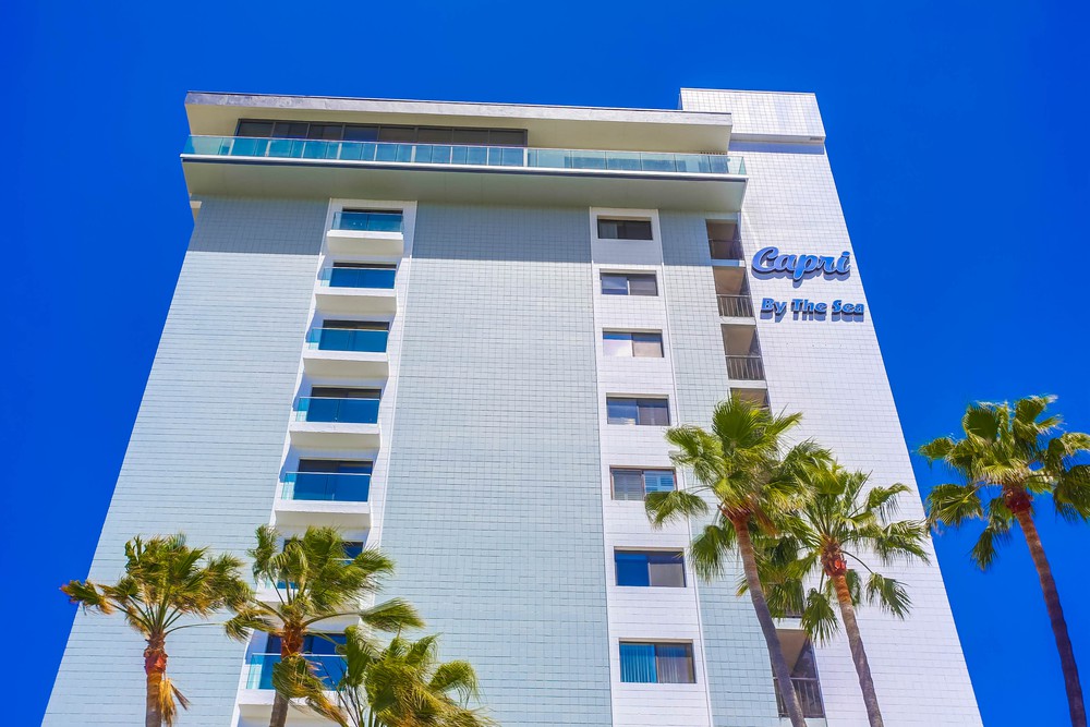 Virtual tour photo 4 of 27 for 4767 Ocean Blvd UNIT 102