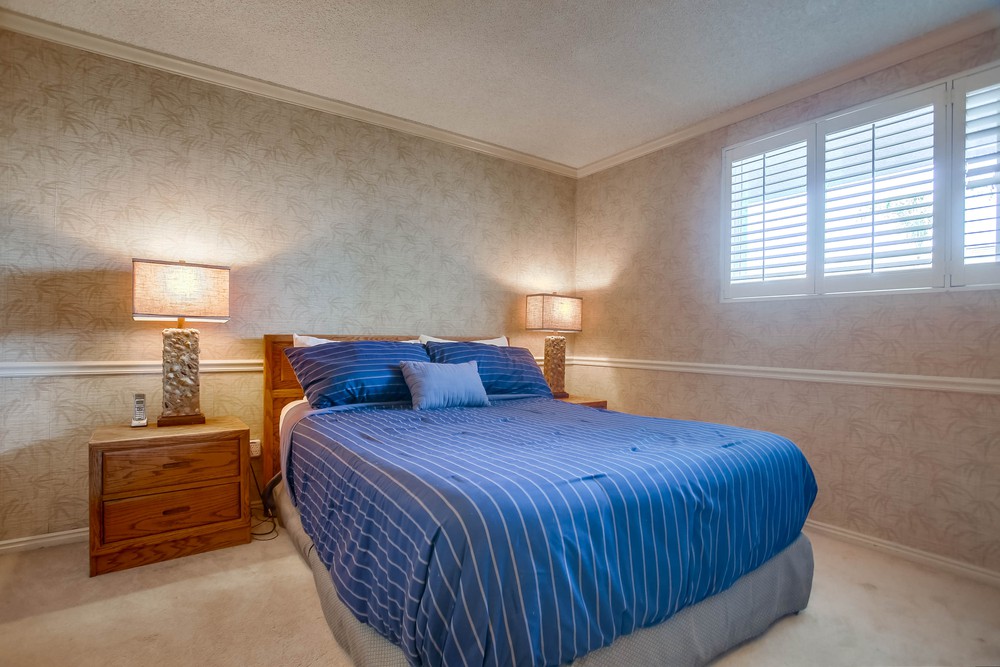 Virtual tour photo 19 of 27 for 4767 Ocean Blvd UNIT 102