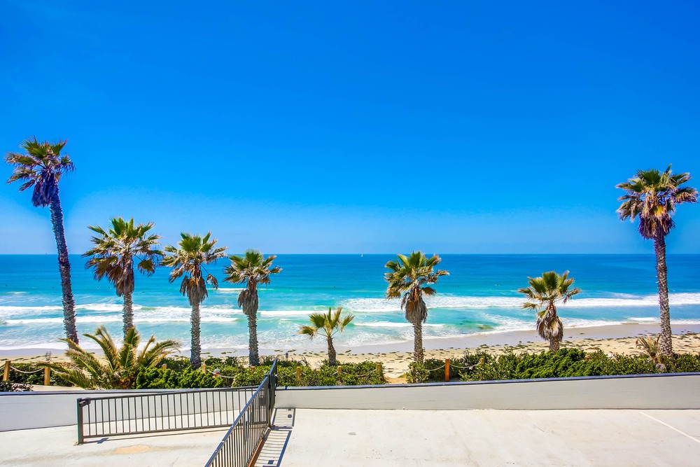 Virtual tour photo 25 of 27 for 4767 Ocean Blvd UNIT 102