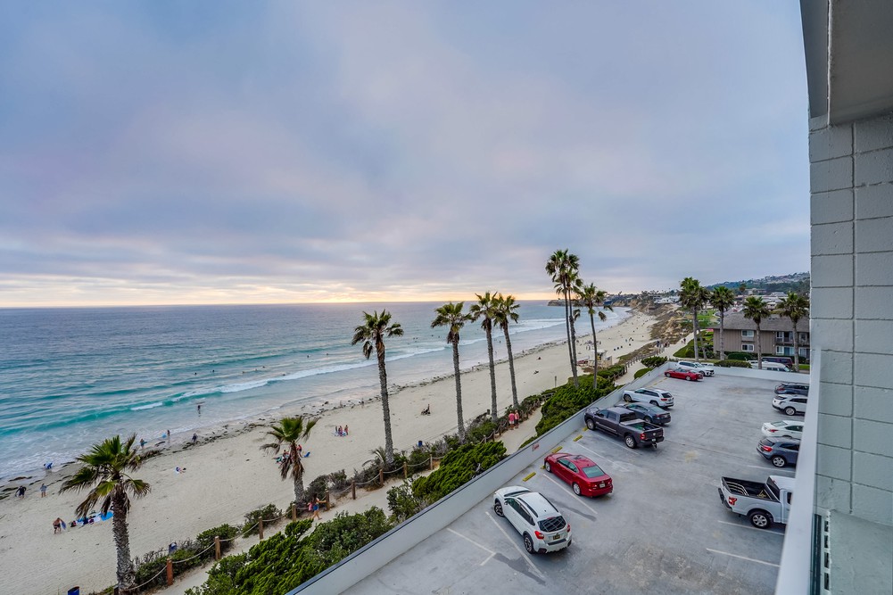 Virtual tour photo 21 of 75 for 4767 Ocean Blvd UNIT 303