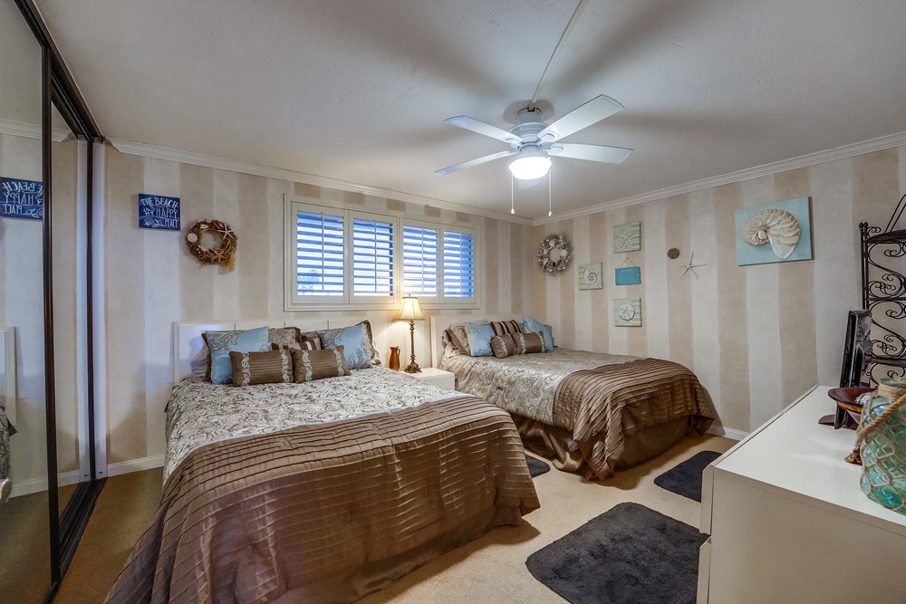 Virtual tour photo 29 of 75 for 4767 Ocean Blvd UNIT 303