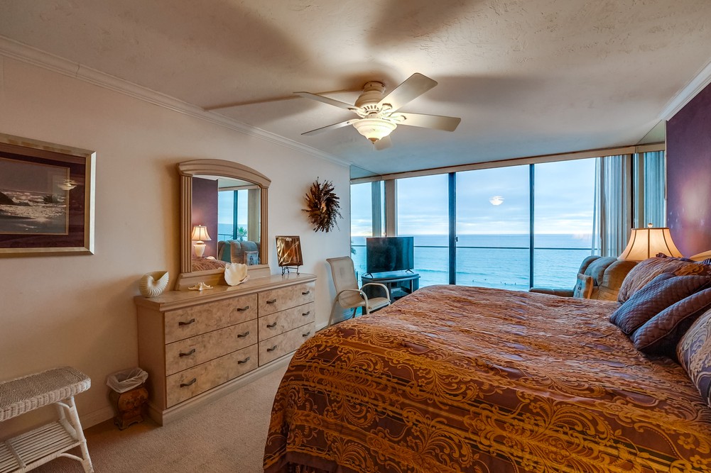 Virtual tour photo 35 of 75 for 4767 Ocean Blvd UNIT 303