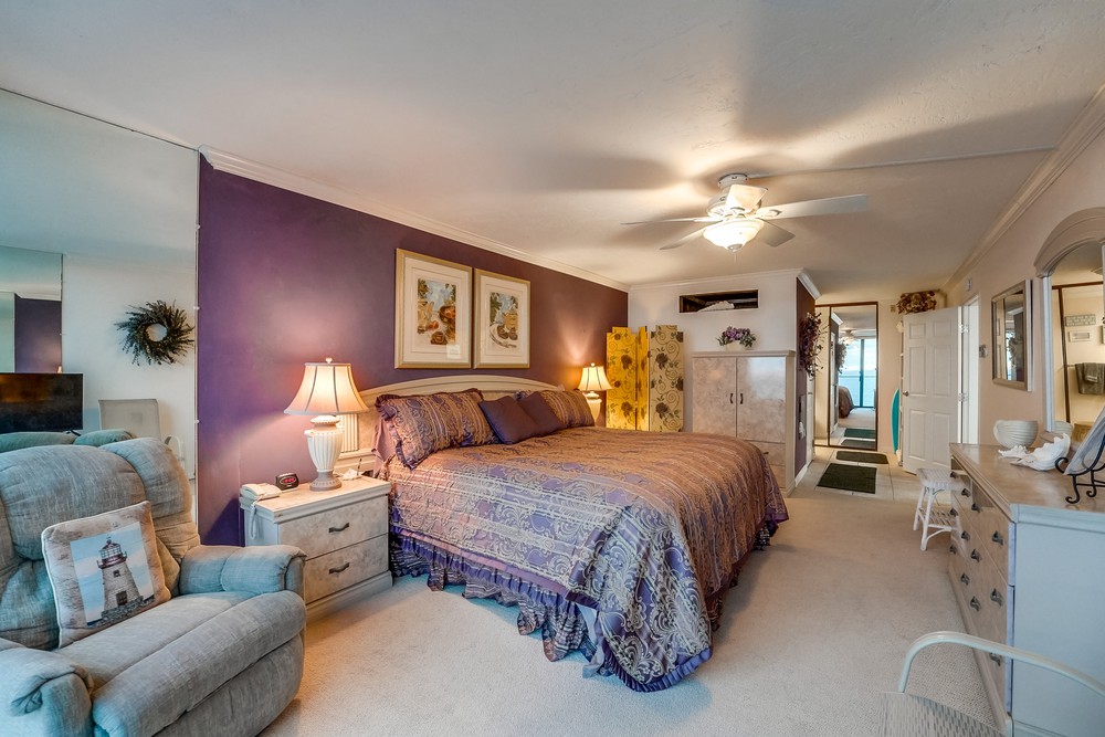 Virtual tour photo 36 of 75 for 4767 Ocean Blvd UNIT 303