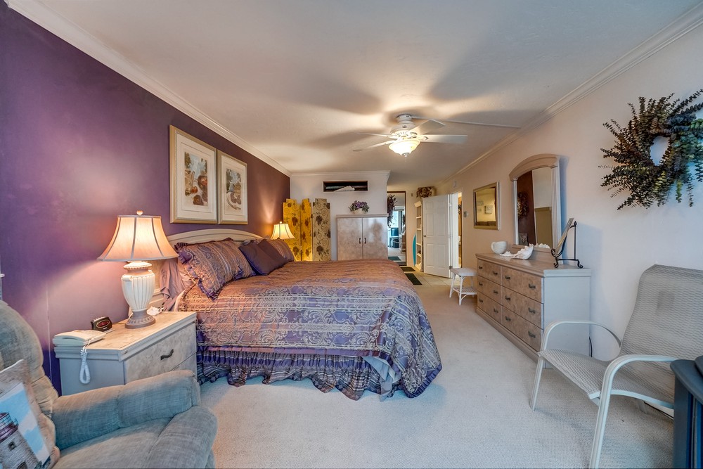 Virtual tour photo 38 of 75 for 4767 Ocean Blvd UNIT 303