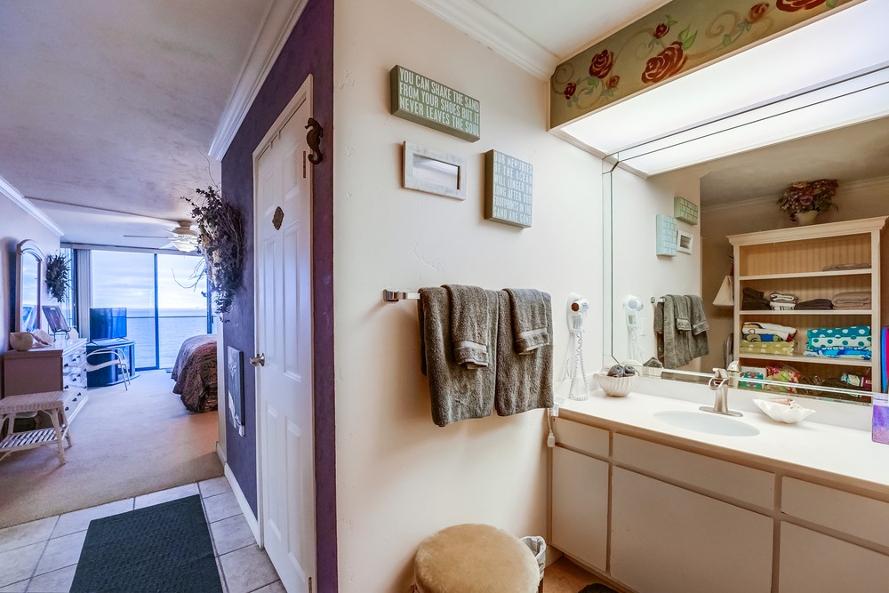 Virtual tour photo 42 of 75 for 4767 Ocean Blvd UNIT 303