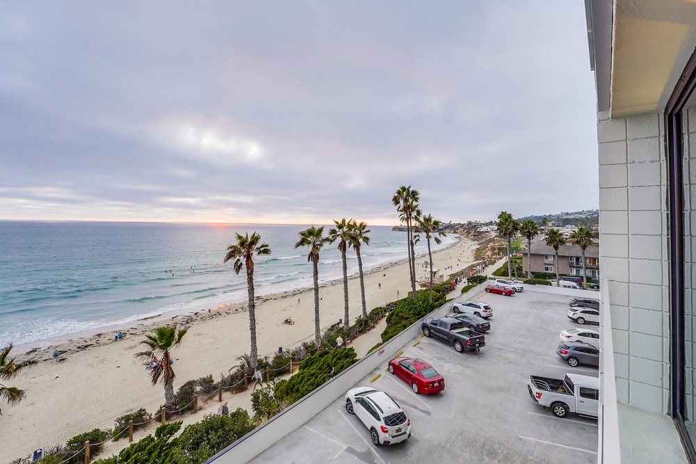 Virtual tour photo 51 of 75 for 4767 Ocean Blvd UNIT 303