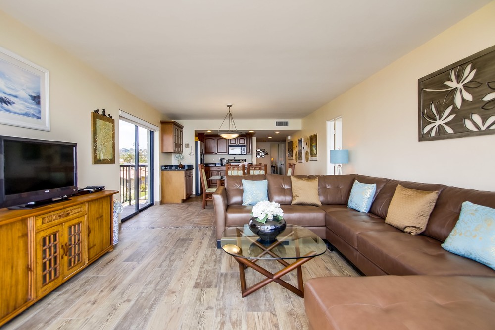 Virtual tour photo 18 of 61 for 4767 Ocean Blvd Unit #412