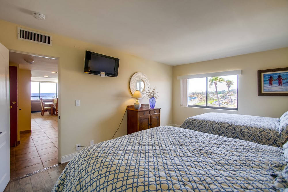 Virtual tour photo 45 of 61 for 4767 Ocean Blvd Unit #412