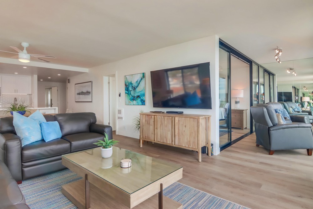 Virtual tour photo 12 of 56 for 4767 Ocean Blvd UNIT 512