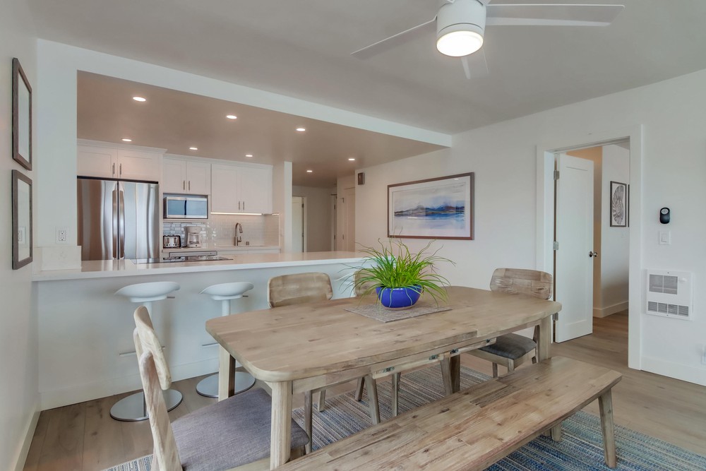 Virtual tour photo 22 of 56 for 4767 Ocean Blvd UNIT 512