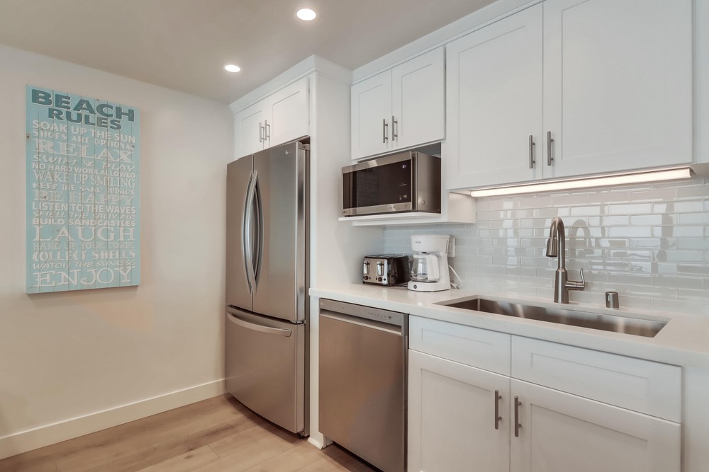 Virtual tour photo 27 of 56 for 4767 Ocean Blvd UNIT 512
