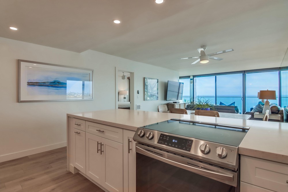 Virtual tour photo 28 of 56 for 4767 Ocean Blvd UNIT 512