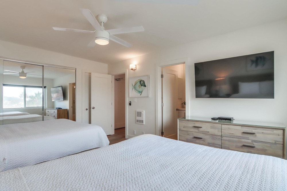 Virtual tour photo 46 of 56 for 4767 Ocean Blvd UNIT 512