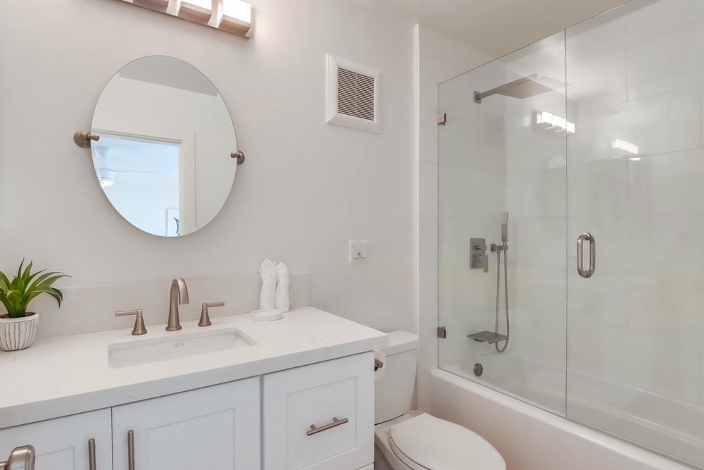 Virtual tour photo 47 of 56 for 4767 Ocean Blvd UNIT 512