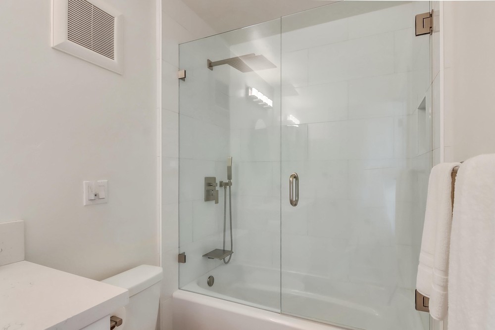 Virtual tour photo 48 of 56 for 4767 Ocean Blvd UNIT 512