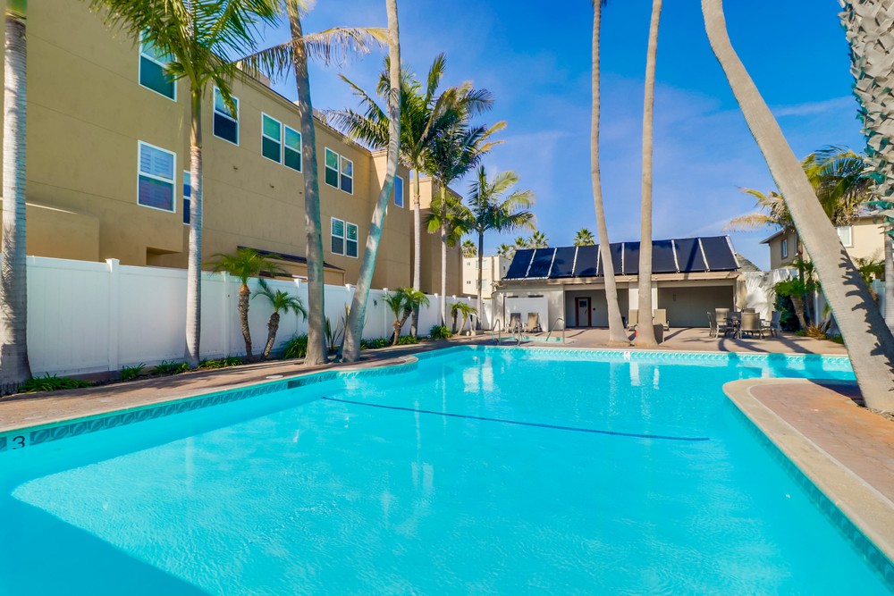 Virtual tour photo 30 of 43 for 4767 Ocean Blvd UNIT 909