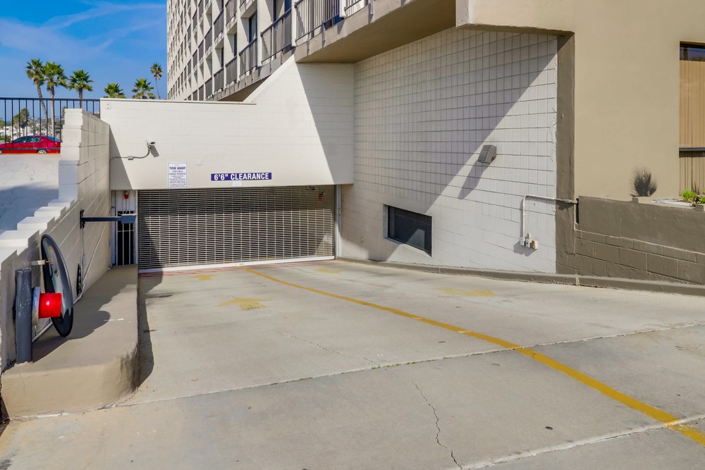 Virtual tour photo 44 of 43 for 4767 Ocean Blvd UNIT 909