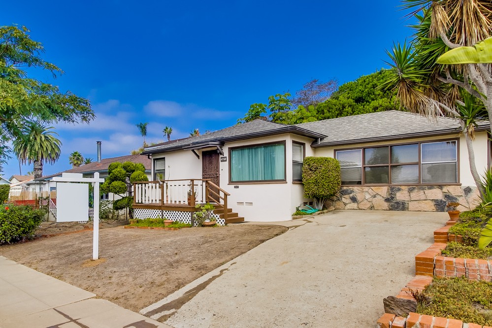 Virtual tour photo 4 of 45 for 4768 Del Mar Avenue