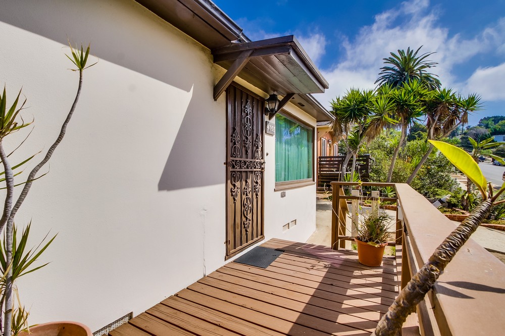 Virtual tour photo 7 of 45 for 4768 Del Mar Avenue